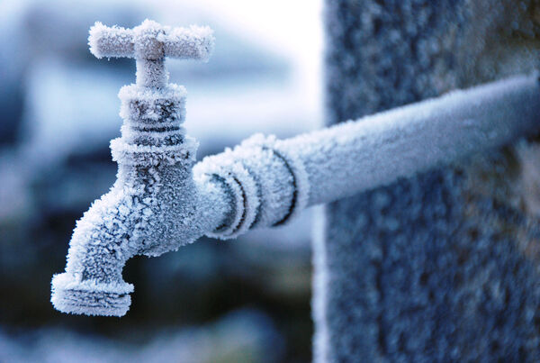 Eine eingefrorene Wasserleitung
